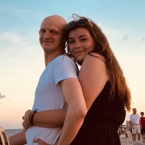 Meet your Posher, Julia alex